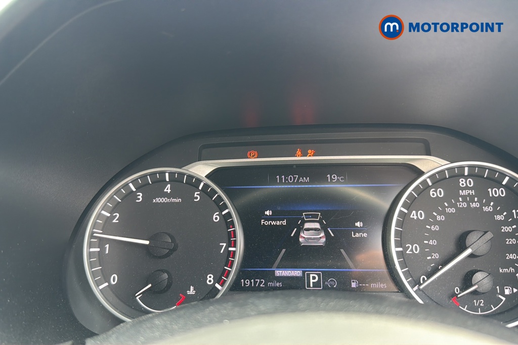 Nissan Juke N-Connecta Automatic Petrol SUV - Stock Number (1647928) - 7th supplementary image