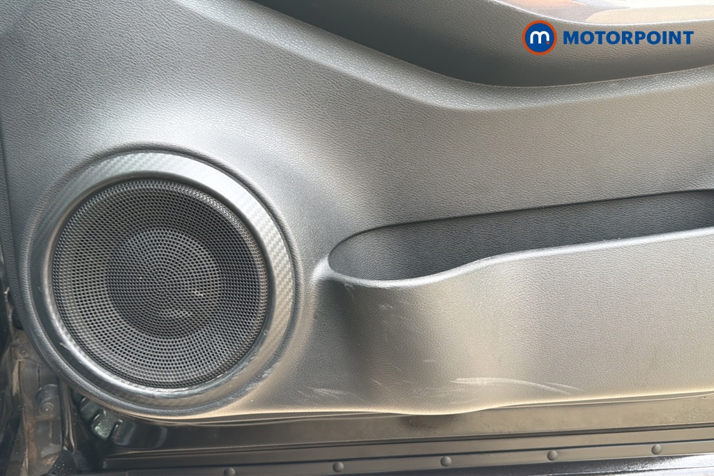 Nissan Juke N-Connecta Automatic Petrol SUV - Stock Number (1647928) - 21st supplementary image