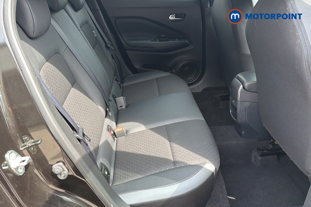 Nissan Juke N-Connecta Automatic Petrol SUV - Stock Number (1647928) - 25th supplementary image