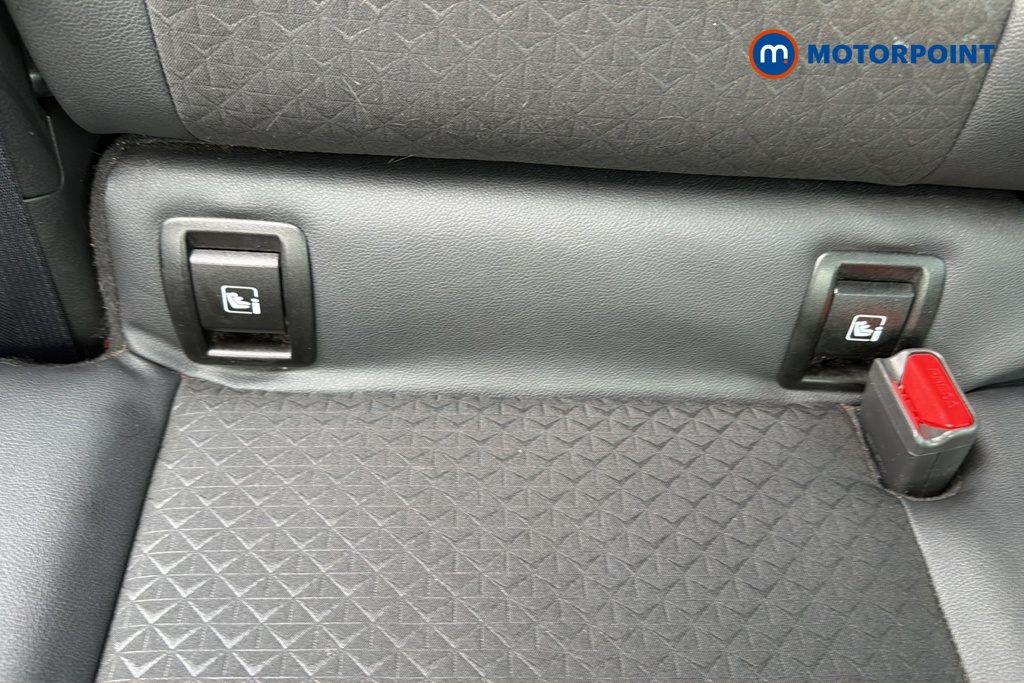 Nissan Juke N-Connecta Automatic Petrol SUV - Stock Number (1647928) - 27th supplementary image