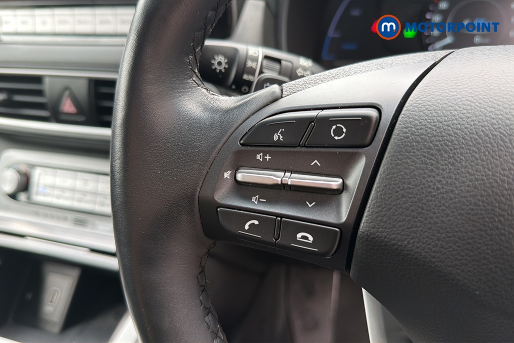 Hyundai Kona Premium Se Automatic Electric SUV - Stock Number (1648632) - 4th supplementary image