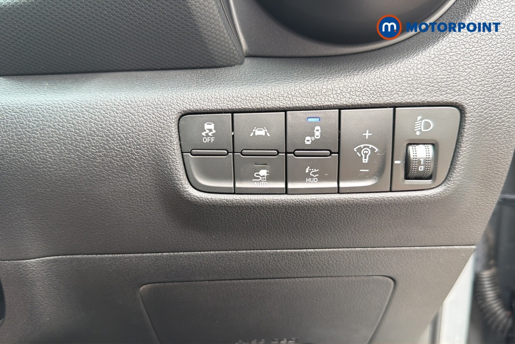 Hyundai Kona Premium Se Automatic Electric SUV - Stock Number (1648632) - 11th supplementary image