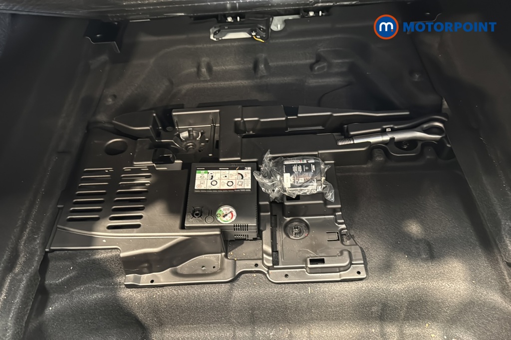Mercedes-Benz CLA Amg Line Automatic Petrol Coupe - Stock Number (1649311) - 33rd supplementary image