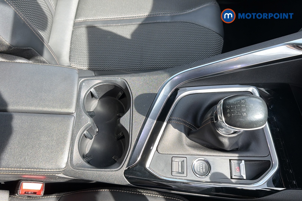 Peugeot 3008 GT Manual Diesel SUV - Stock Number (1649519) - 16th supplementary image