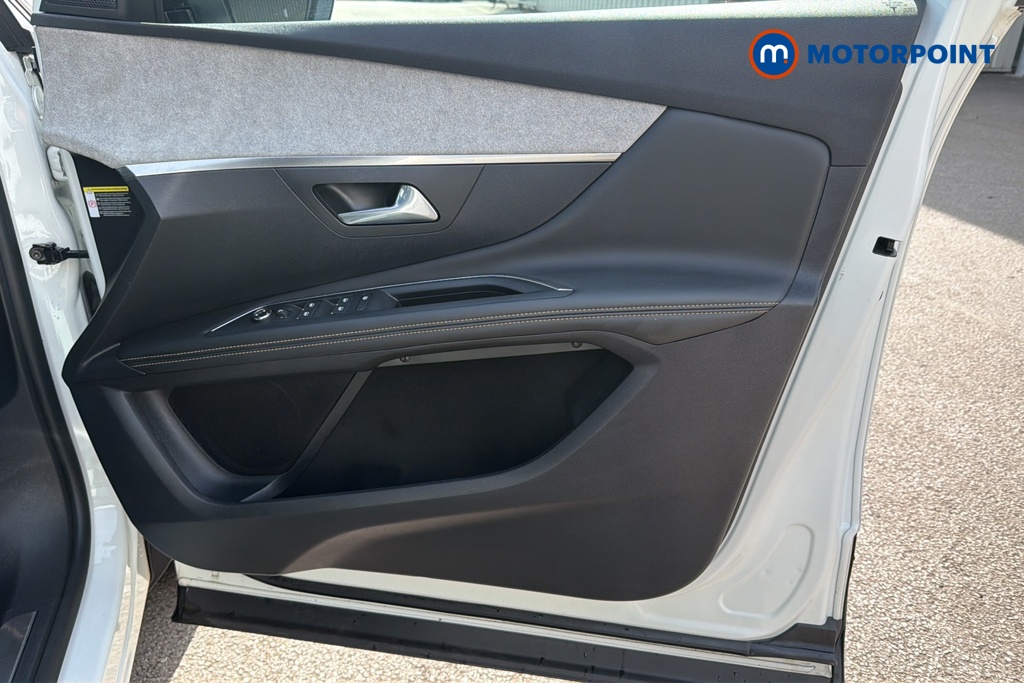 Peugeot 3008 GT Manual Diesel SUV - Stock Number (1649519) - 18th supplementary image
