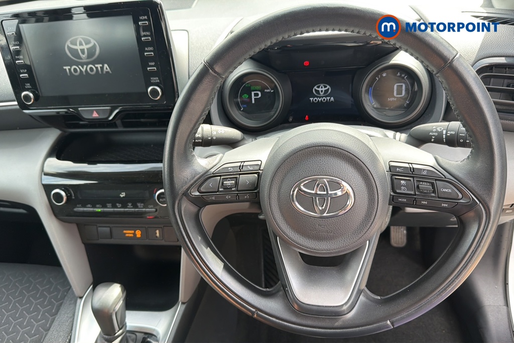 Toyota Yaris Cross Icon Automatic Petrol-Electric Hybrid Estate - Stock Number (1649612) - 2nd supplementary image