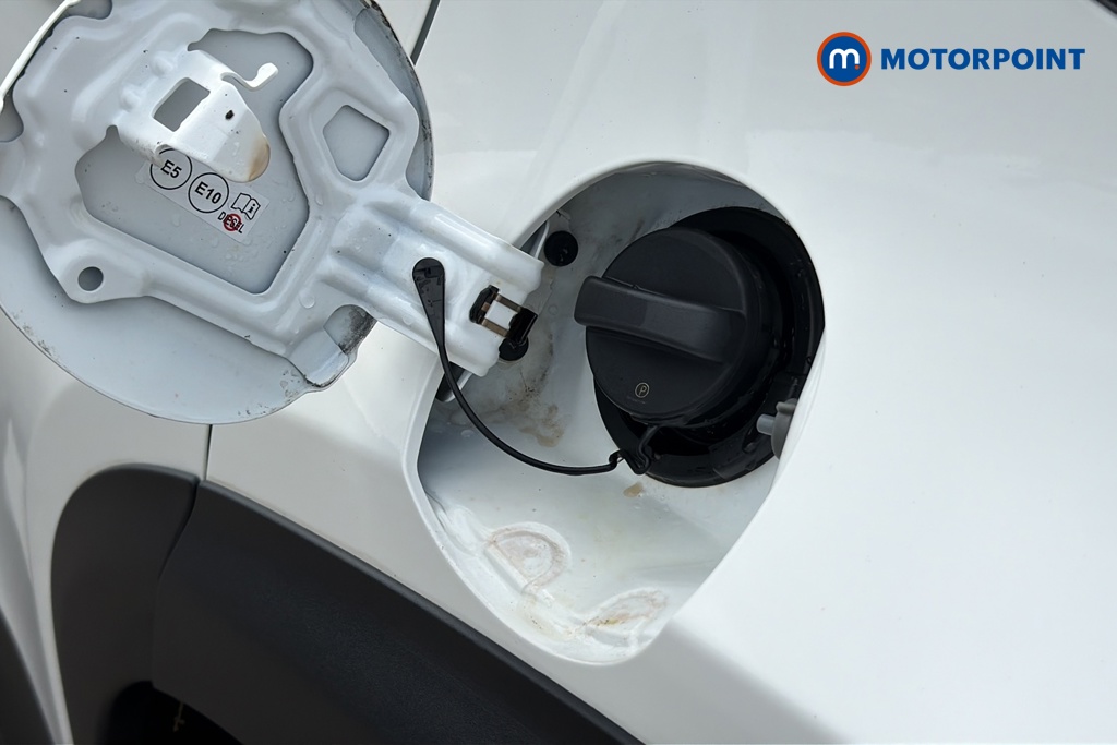 Toyota Yaris Cross Icon Automatic Petrol-Electric Hybrid Estate - Stock Number (1649612) - 41st supplementary image