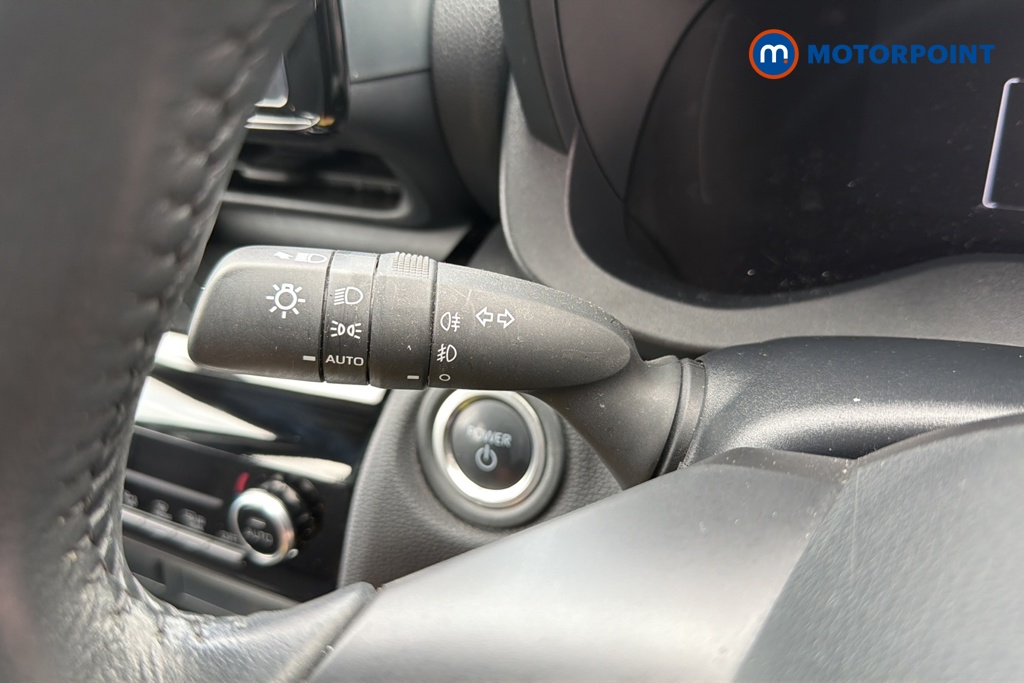 Toyota Yaris Cross Icon Automatic Petrol-Electric Hybrid Estate - Stock Number (1649665) - 5th supplementary image