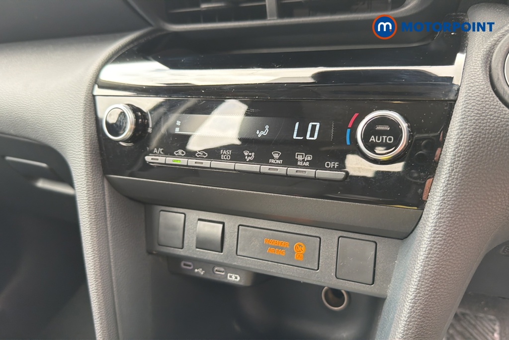 Toyota Yaris Cross Icon Automatic Petrol-Electric Hybrid Estate - Stock Number (1649665) - 12th supplementary image