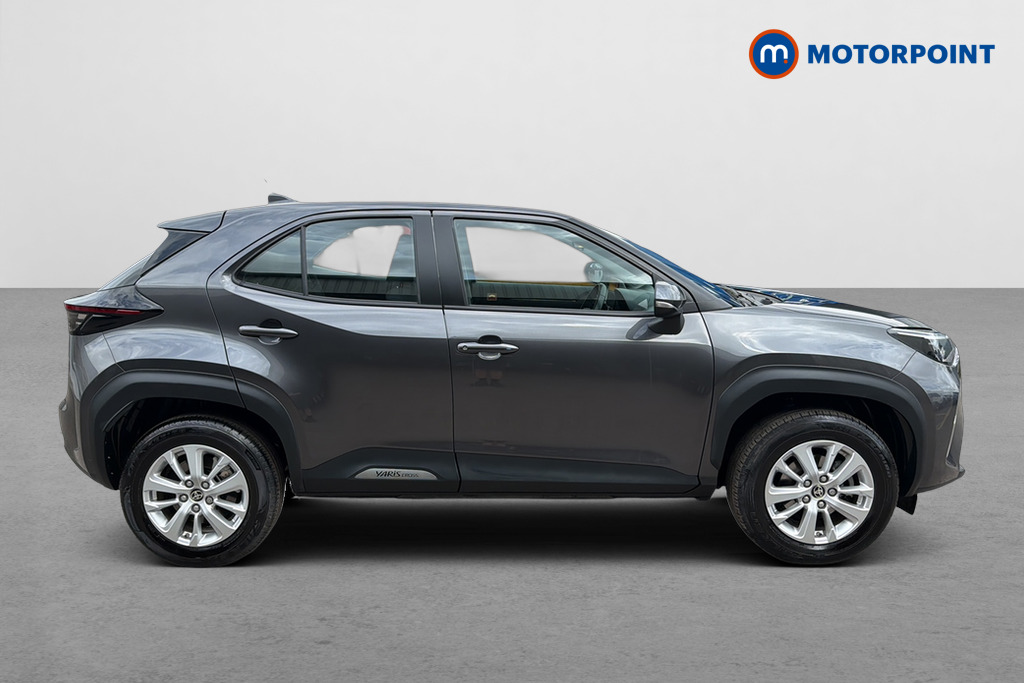 Toyota Yaris Cross Icon Automatic Petrol-Electric Hybrid Estate - Stock Number (1649665) - Passenger side