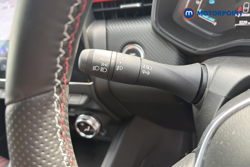 Renault Clio Rs Line Automatic Petrol-Electric Hybrid Hatchback - Stock Number (1650231) - 5th supplementary image