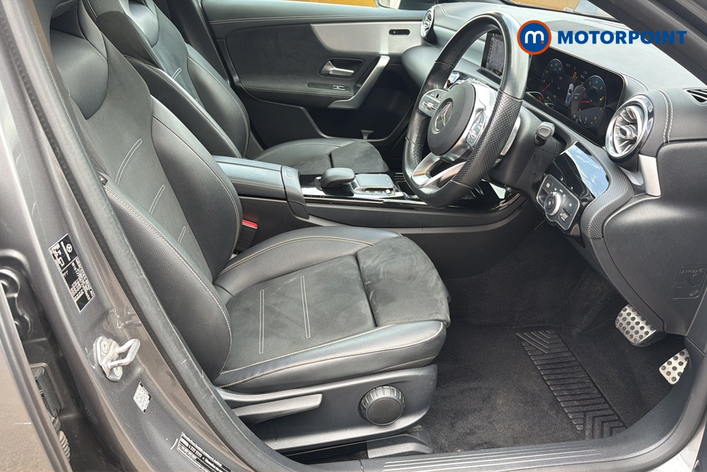 Mercedes-Benz A Class Exclusive Edition Automatic Petrol Hatchback - Stock Number (1650589) - 10th supplementary image