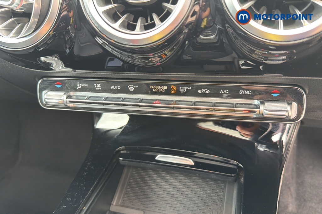 Mercedes-Benz A Class Exclusive Edition Automatic Petrol Hatchback - Stock Number (1650589) - 12th supplementary image