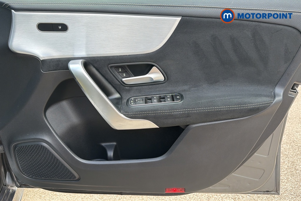 Mercedes-Benz A Class Exclusive Edition Automatic Petrol Hatchback - Stock Number (1650589) - 18th supplementary image