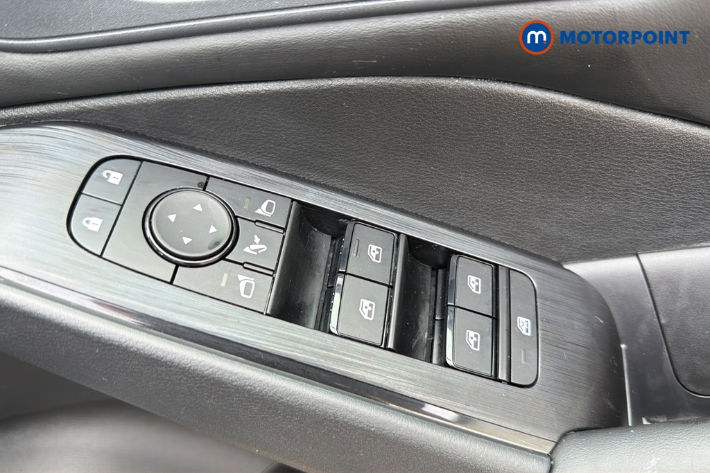 Nissan Qashqai Acenta Premium Manual Petrol SUV - Stock Number (1650852) - 19th supplementary image
