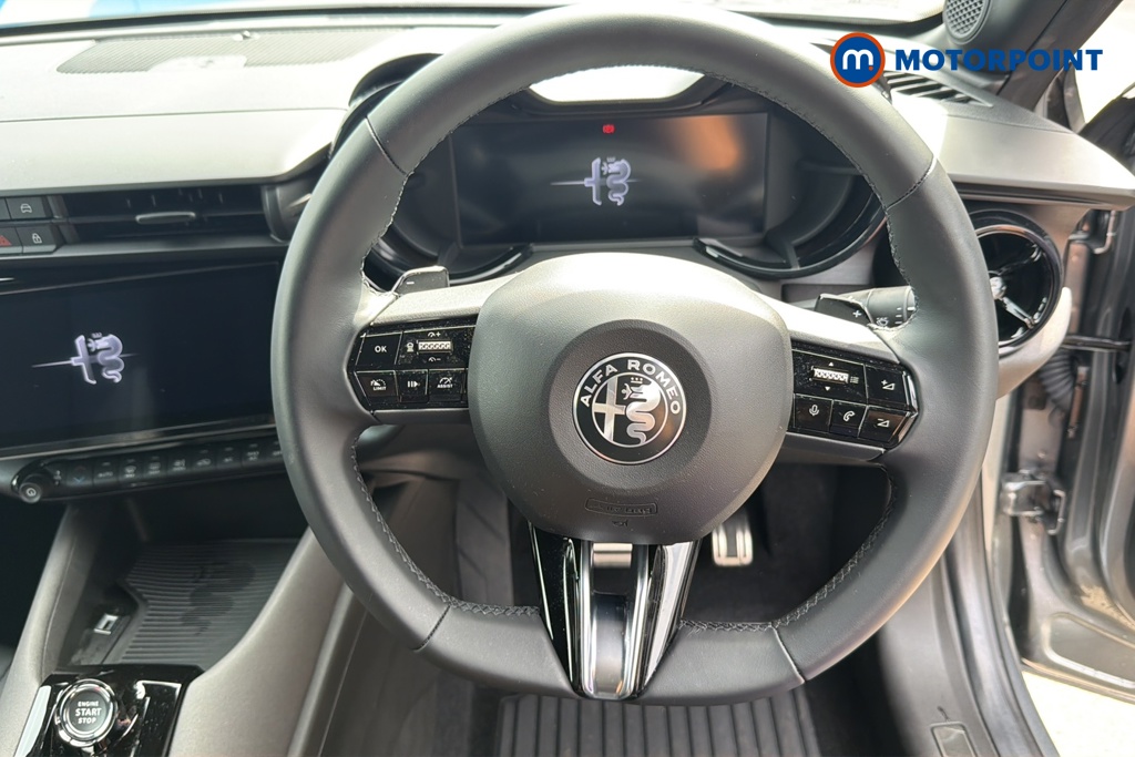 Alfa Romeo Junior 1.2 Turbo Ibrida 5Dr Auto Premium Pack Automatic Petrol SUV - Stock Number (1650985) - 2nd supplementary image