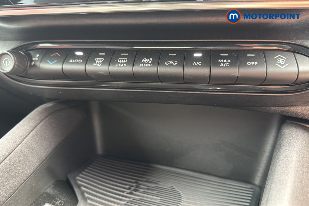 Alfa Romeo Junior 1.2 Turbo Ibrida 5Dr Auto Premium Pack Automatic Petrol SUV - Stock Number (1650985) - 12th supplementary image