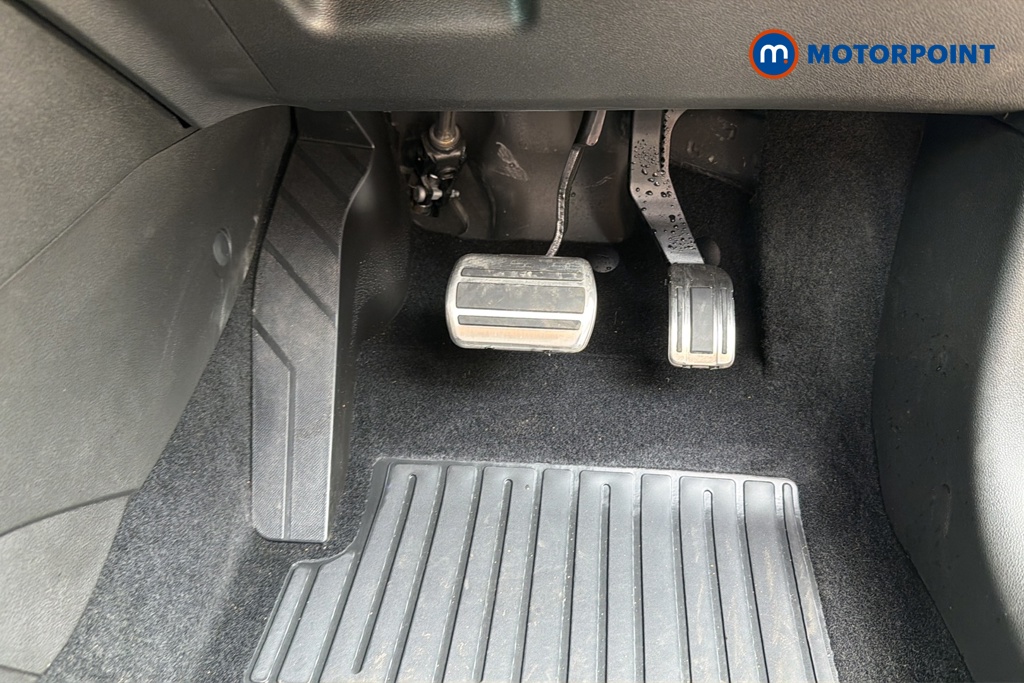 Alfa Romeo Junior 1.2 Turbo Ibrida 5Dr Auto Premium Pack Automatic Petrol SUV - Stock Number (1650985) - 24th supplementary image
