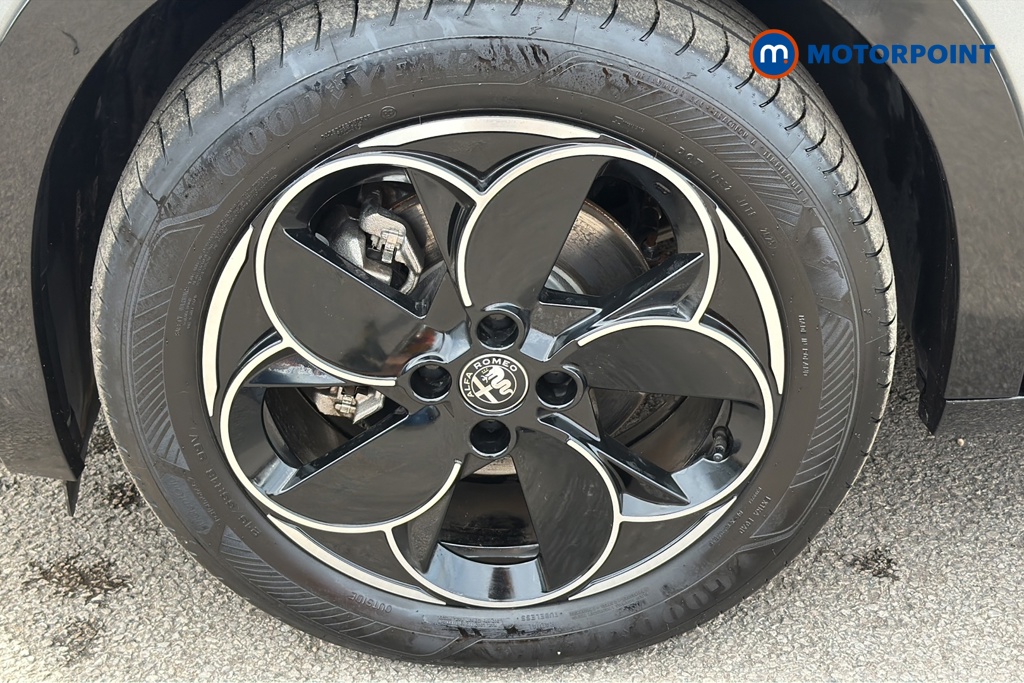Alfa Romeo Junior 1.2 Turbo Ibrida 5Dr Auto Premium Pack Automatic Petrol SUV - Stock Number (1650985) - 44th supplementary image