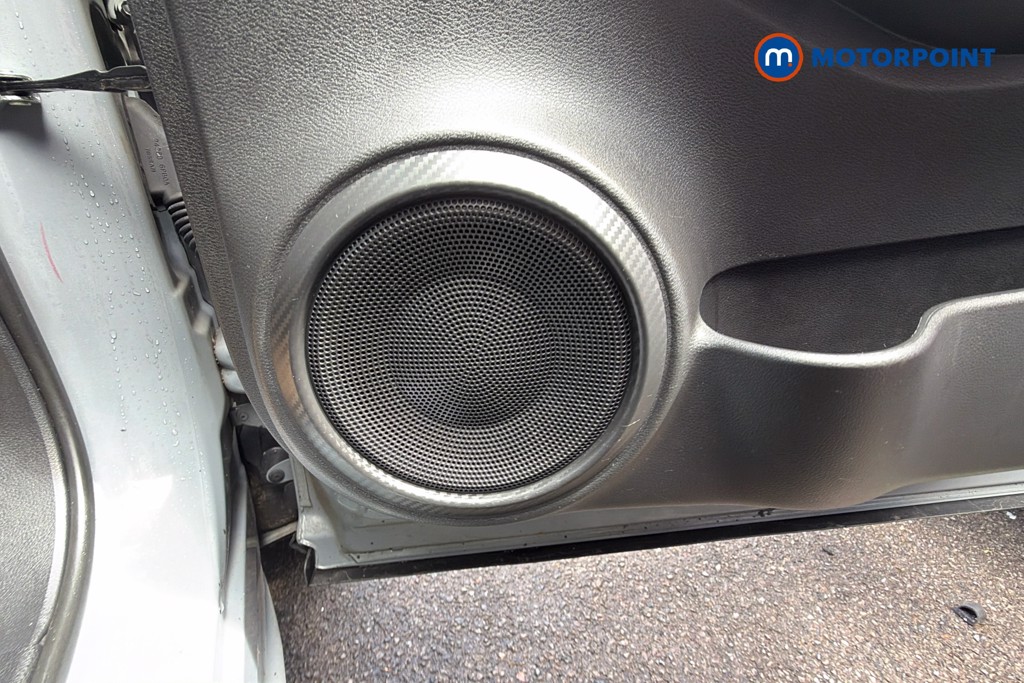 Nissan Juke Kiiro Manual Petrol SUV - Stock Number (1618840) - 21st supplementary image