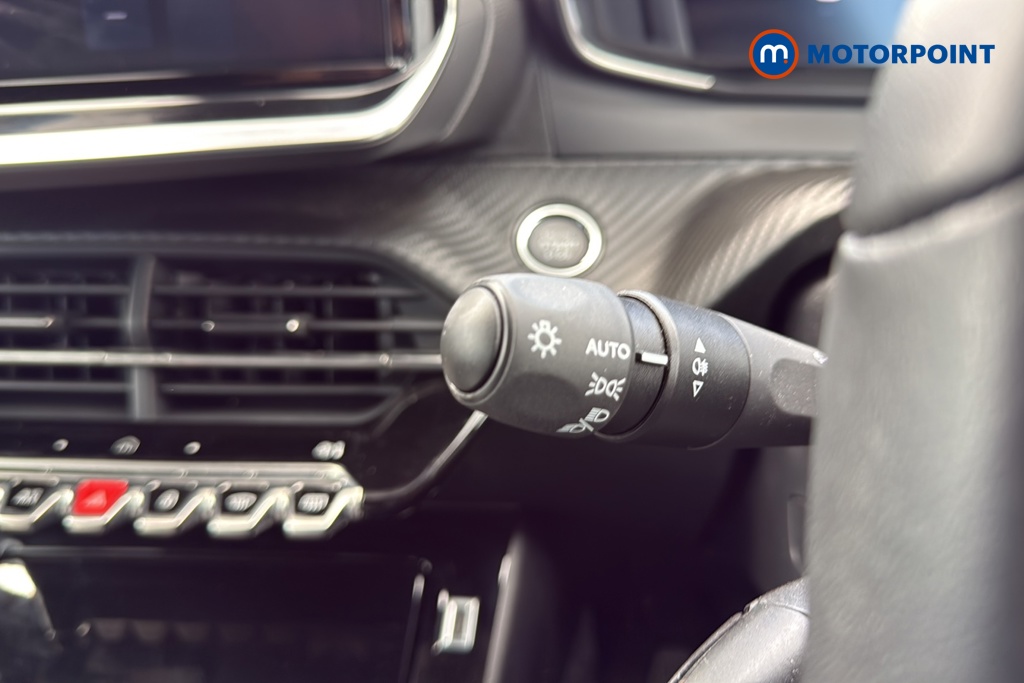 Peugeot 2008 Allure Manual Petrol SUV - Stock Number (1624952) - 11th supplementary image
