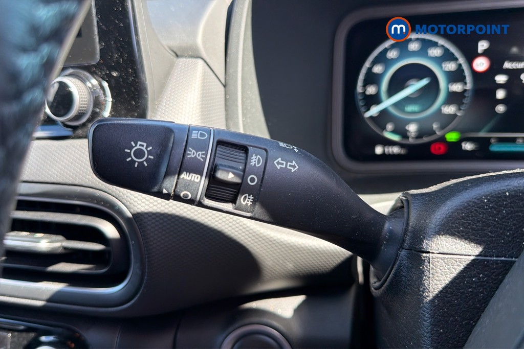 Hyundai Kona Premium Automatic Petrol-Electric Hybrid SUV - Stock Number (1633495) - 18th supplementary image