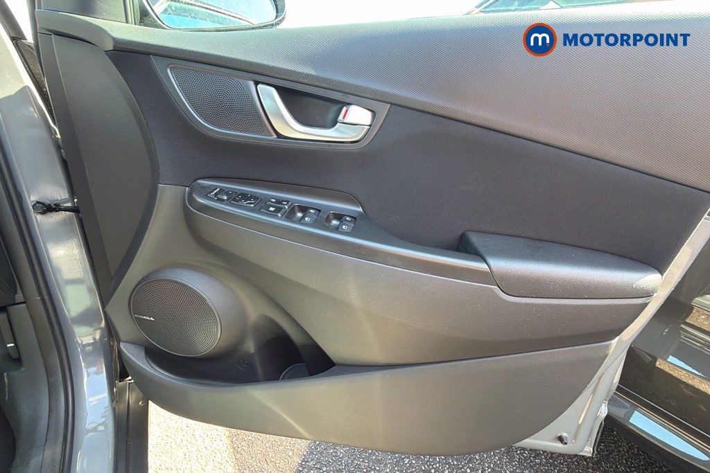 Hyundai Kona Premium Automatic Petrol-Electric Hybrid SUV - Stock Number (1633495) - 19th supplementary image