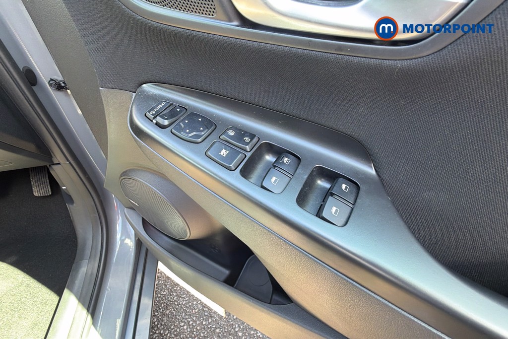 Hyundai Kona Premium Automatic Petrol-Electric Hybrid SUV - Stock Number (1633495) - 20th supplementary image