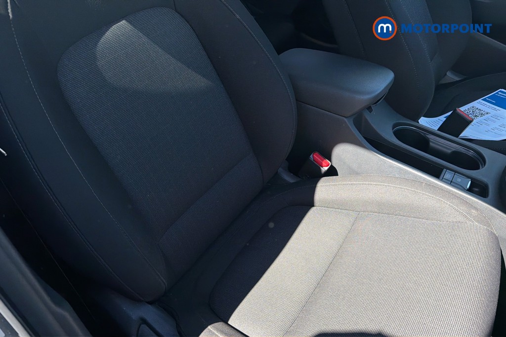 Hyundai Kona Premium Automatic Petrol-Electric Hybrid SUV - Stock Number (1633495) - 22nd supplementary image
