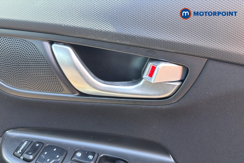 Hyundai Kona Premium Automatic Petrol-Electric Hybrid SUV - Stock Number (1633495) - 42nd supplementary image