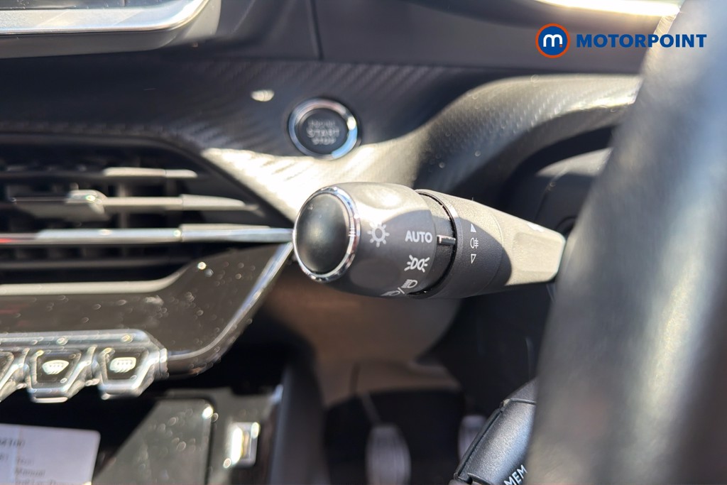 Peugeot 208 Allure Manual Petrol Hatchback - Stock Number (1634100) - 18th supplementary image