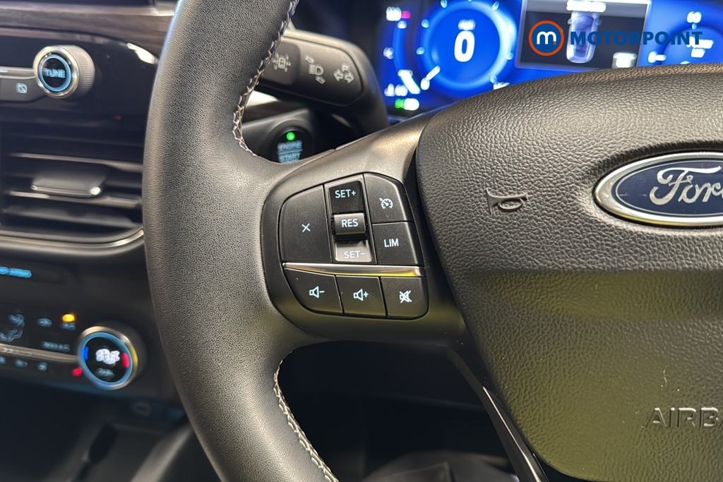 Ford Kuga Vignale Automatic Petrol-Electric Hybrid SUV - Stock Number (1636929) - 4th supplementary image