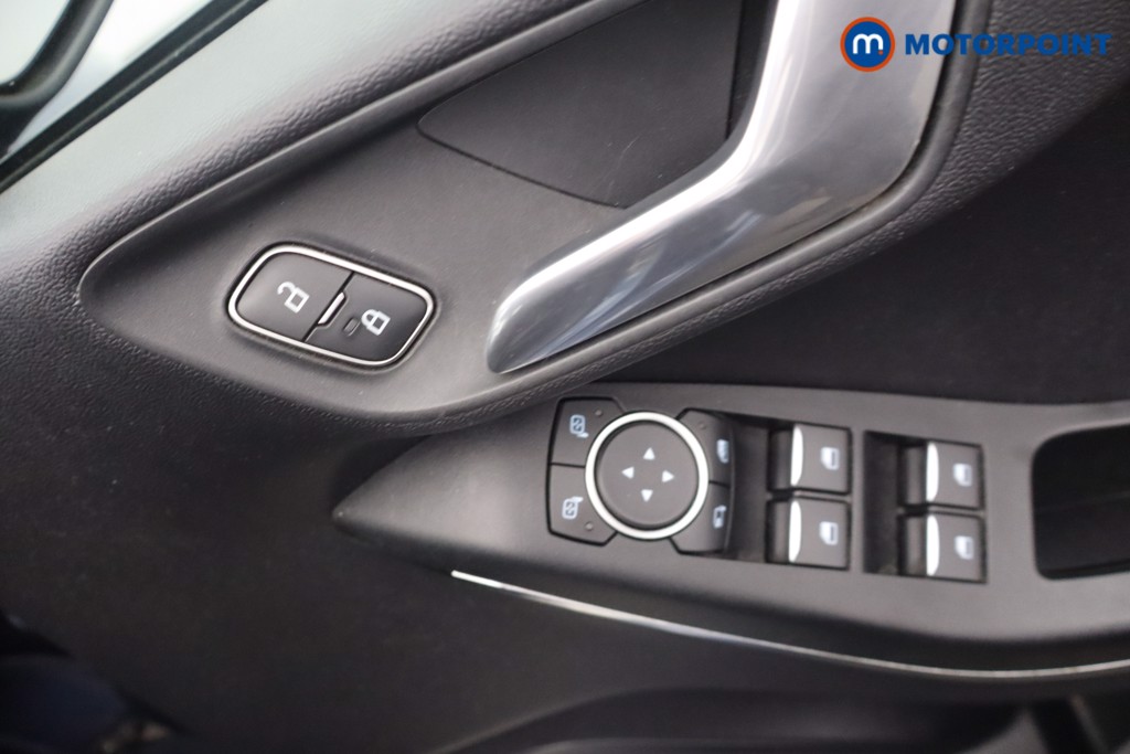 Ford Fiesta St-Line Edition Manual Petrol Hatchback - Stock Number (1638962) - 9th supplementary image
