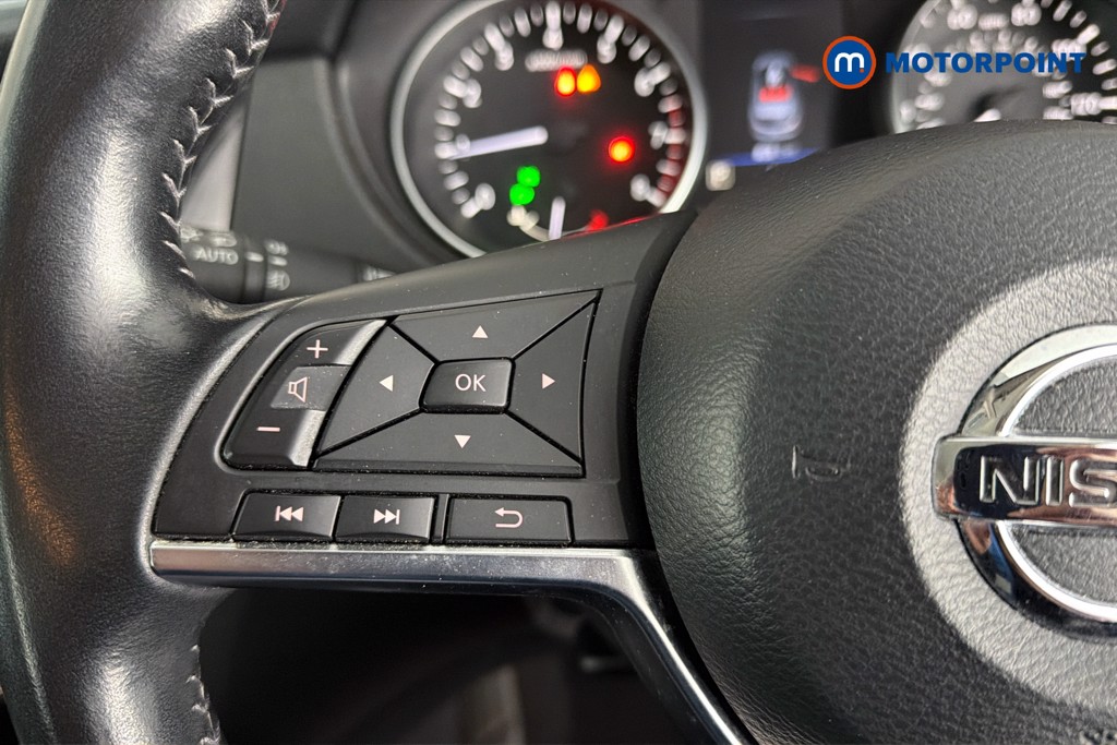 Nissan Qashqai Acenta Premium Automatic Petrol SUV - Stock Number (1639305) - 3rd supplementary image