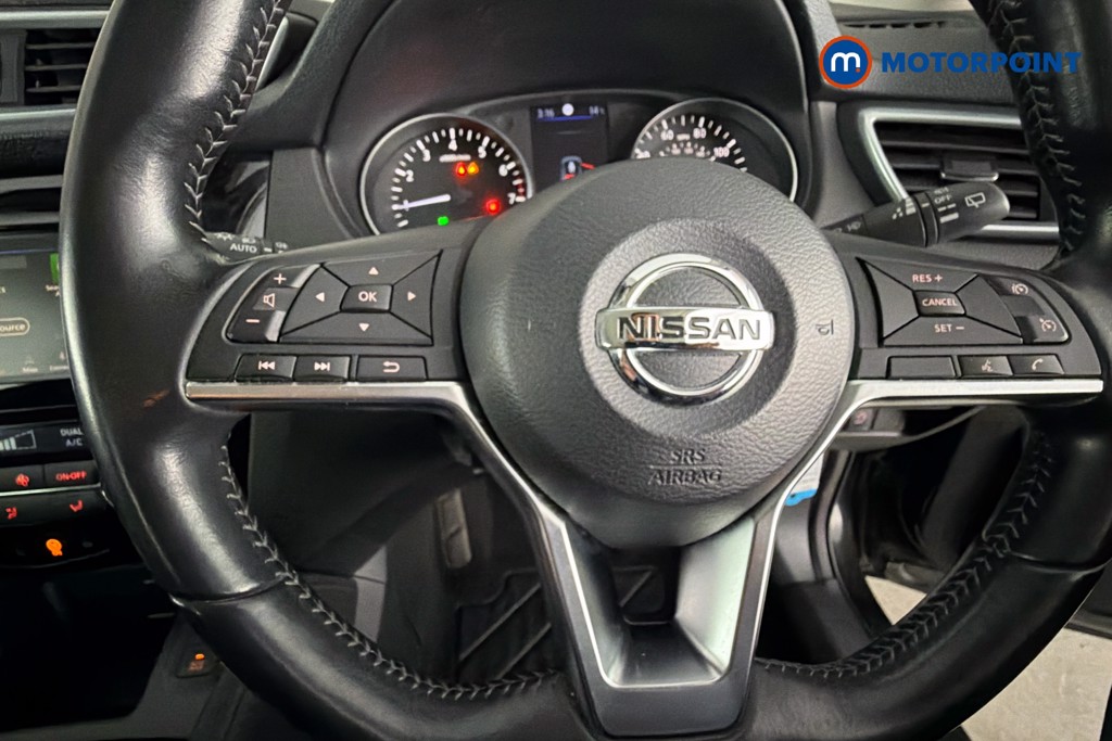 Nissan Qashqai Acenta Premium Automatic Petrol SUV - Stock Number (1639305) - 5th supplementary image