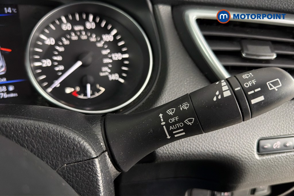 Nissan Qashqai Acenta Premium Automatic Petrol SUV - Stock Number (1639305) - 7th supplementary image