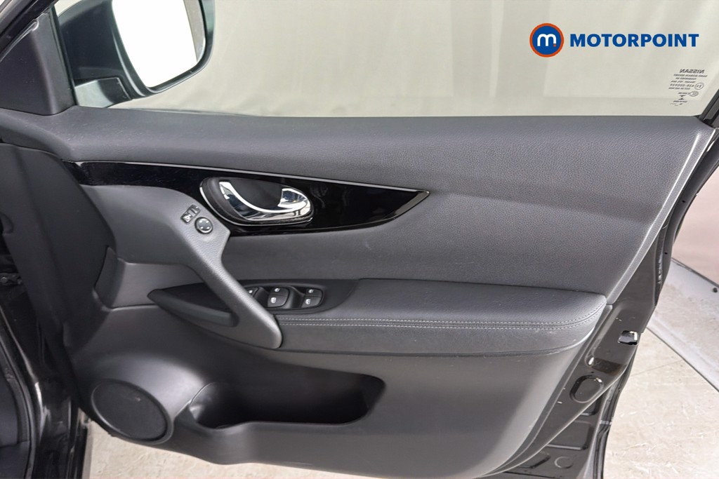 Nissan Qashqai Acenta Premium Automatic Petrol SUV - Stock Number (1639305) - 19th supplementary image