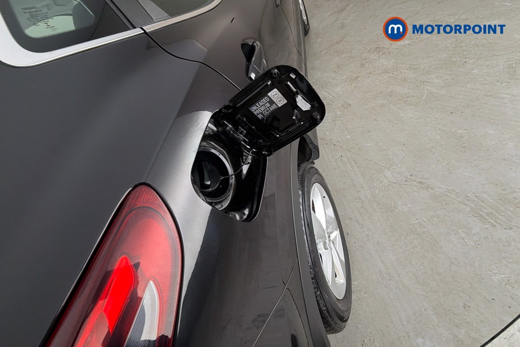Nissan Qashqai Acenta Premium Automatic Petrol SUV - Stock Number (1639305) - 41st supplementary image