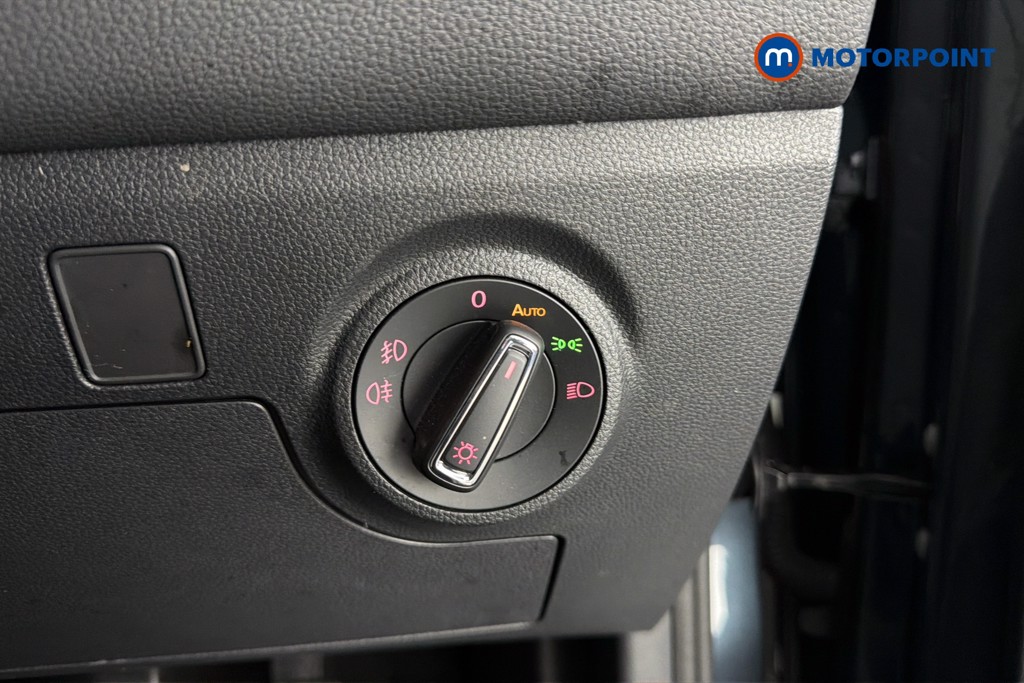 Seat Arona Fr Red Edition Manual Petrol SUV - Stock Number (1640177) - 18th supplementary image