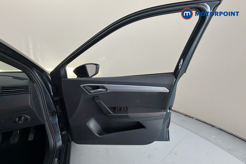 Seat Arona Fr Red Edition Manual Petrol SUV - Stock Number (1640177) - 19th supplementary image