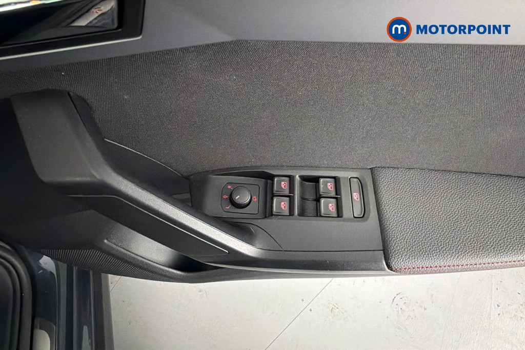 Seat Arona Fr Red Edition Manual Petrol SUV - Stock Number (1640177) - 20th supplementary image