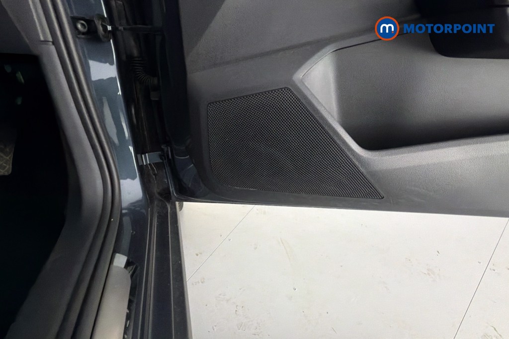 Seat Arona Fr Red Edition Manual Petrol SUV - Stock Number (1640177) - 21st supplementary image
