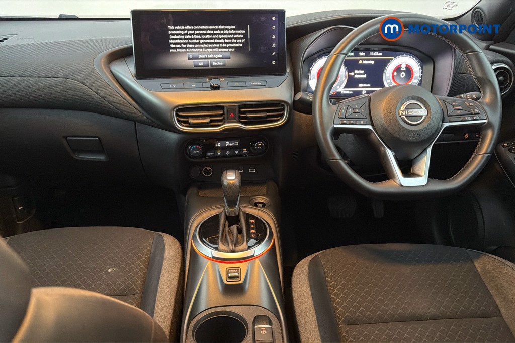 Nissan Juke N-Connecta Automatic Petrol SUV - Stock Number (1641278) - 1st supplementary image