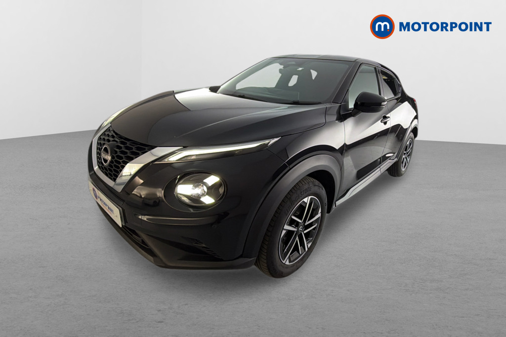 Nissan Juke N-Connecta Automatic Petrol SUV - Stock Number (1641278) - Passenger side front corner