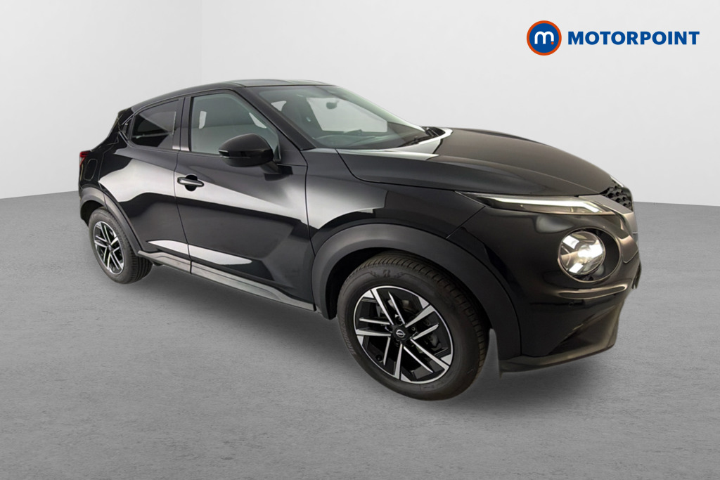 Nissan Juke N-Connecta Automatic Petrol SUV - Stock Number (1641278) - Drivers side front corner