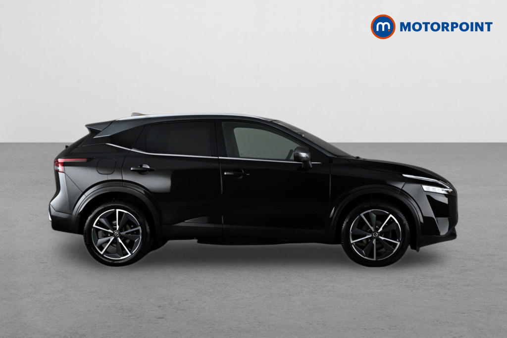 Nissan Qashqai Tekna Automatic Petrol SUV - Stock Number (1641525) - Drivers side
