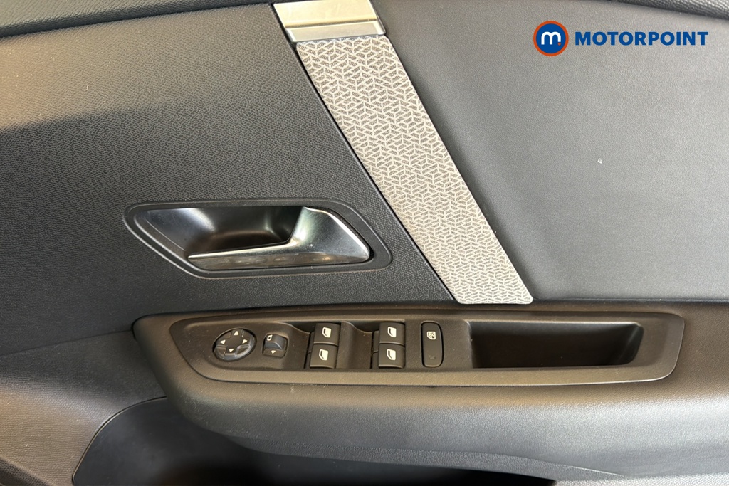 Citroen C4 YOU Manual Petrol Hatchback - Stock Number (1642049) - 19th supplementary image