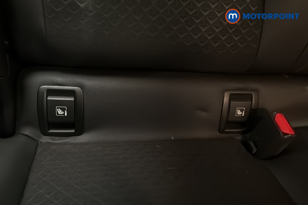 Nissan Juke N-Connecta Automatic Petrol SUV - Stock Number (1642423) - 27th supplementary image