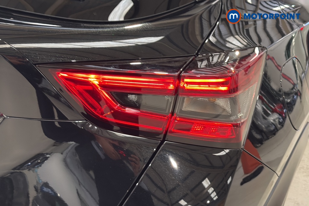 Nissan Juke N-Connecta Automatic Petrol SUV - Stock Number (1642423) - 36th supplementary image