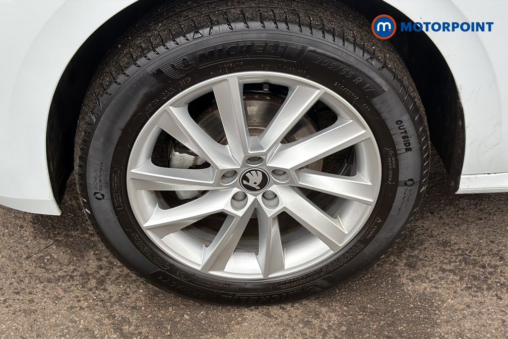 Skoda Kamiq Se Edition Manual Petrol SUV - Stock Number (1643392) - 44th supplementary image